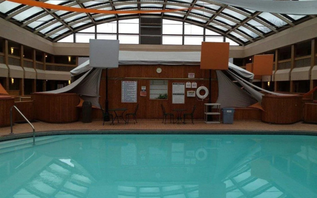 photo 5 of Hampton Inn Glendale Milwaukee, WI