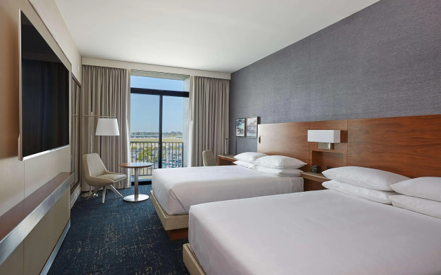 photo 4 of Hyatt Regency Newport Beach West