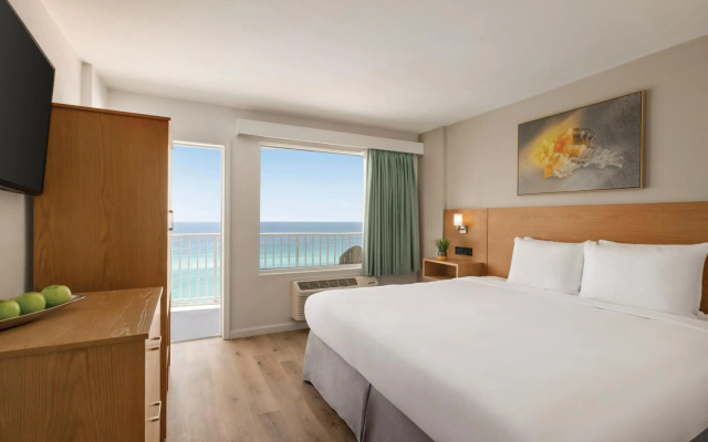 photo 5 of Radisson Beachfront Hotel - Panama City Beach