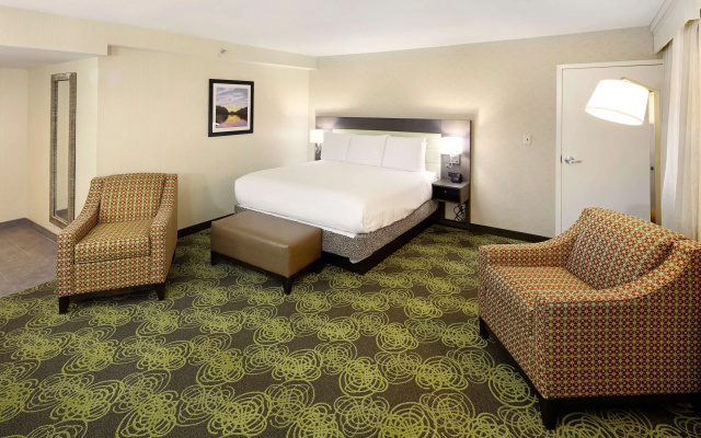 photo 5 of Hilton Garden Inn Reagan National Airport