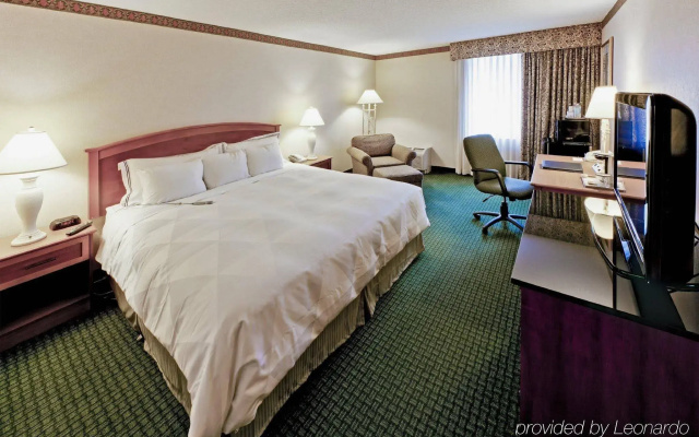 photo 3 of Radisson Hotel Rochester Airport