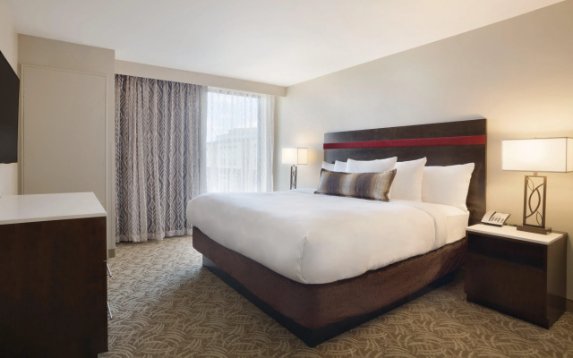photo 5 of Holiday Inn Chicago - Schaumburg by IHG