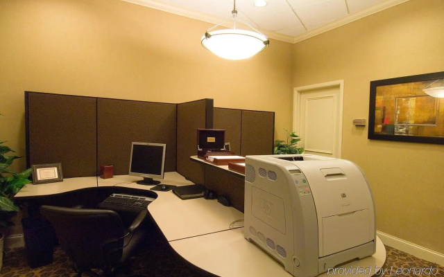 photo 4 of Delta Hotels by Marriott Utica