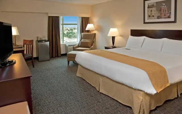 photo 3 of Radisson Manchester Downtown