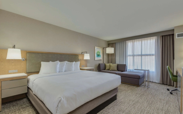 photo 5 of DoubleTree by Hilton Phoenix Chandler