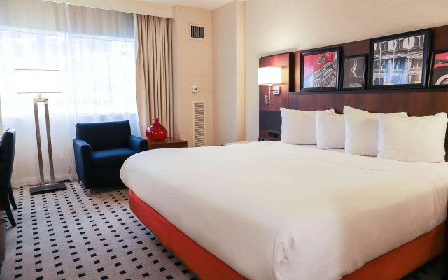 photo 4 of Radisson Plaza Hotel at Kalamazoo Center