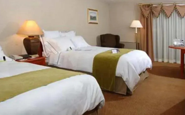 photo 2 of Radisson Hotel Plymouth Harbor, Plymouth, MA