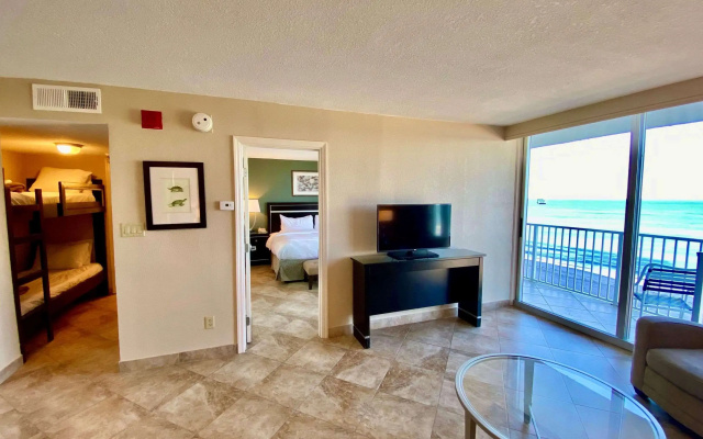 photo 5 of Radisson Suite Hotel Oceanfront