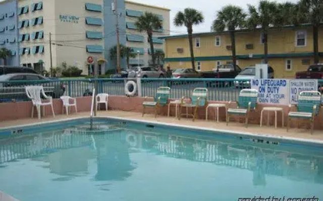 photo 2 of Rainbow Court Annex Motel