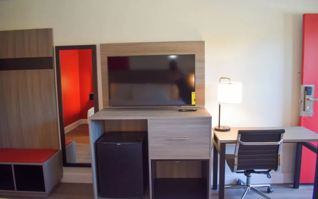 photo 4 of Ramada
