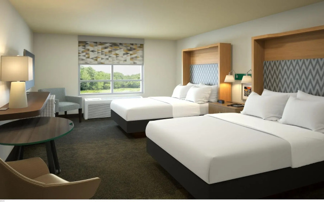 photo 3 of Ramada Airport Indianapolis