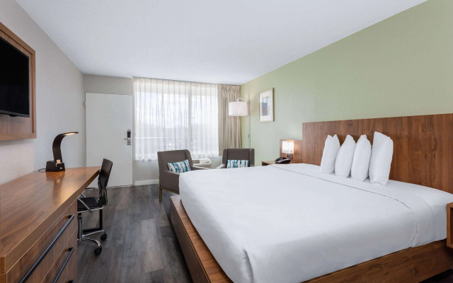 photo 4 of Ramada by Wyndham Altamonte Springs Near I-4