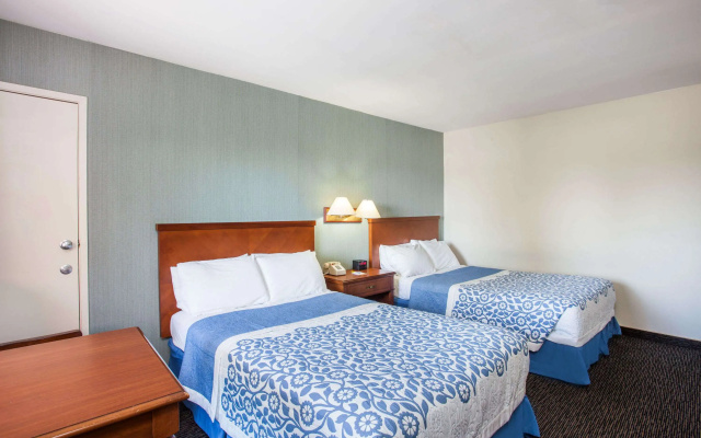 photo 3 of Days Inn by Wyndham Anaheim Near the Park