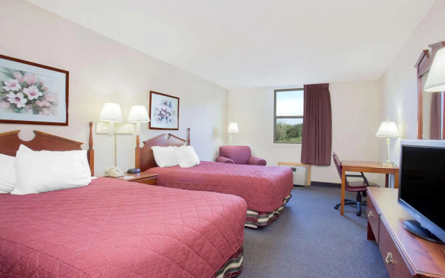 photo 5 of Ramada by Wyndham Angola/Fremont Area