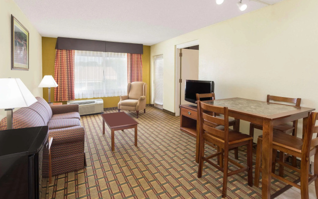 photo 4 of Ramada by Wyndham Asheville Southeast