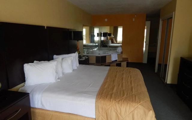 photo 2 of Ramada Branson Hotel & Resort