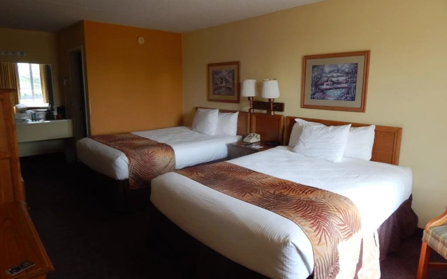 photo 3 of Ramada Branson Hotel & Resort