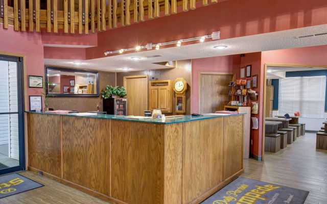photo 2 of Ramada by Wyndham Branson Theatre District