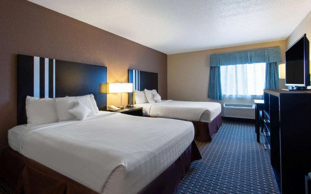 photo 4 of Ramada by Wyndham Glendale Heights/Lombard