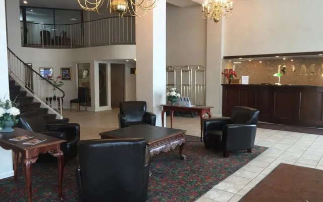 photo 2 of Ramada By Wyndham Milwaukee Downtown