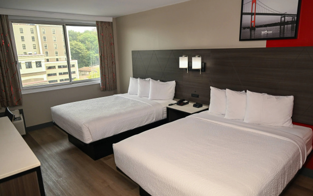 photo 5 of Garner Hotel North Bergen - NYC Gateway by IHG Hotel