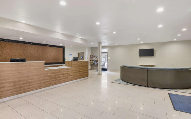 photo 2 of Best Western Carlsbad by the Sea