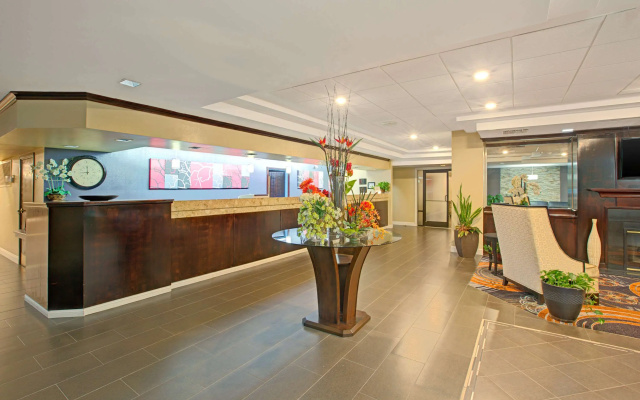 photo 2 of Ramada Plaza & Conf Center by Wyndham Charlotte Airport