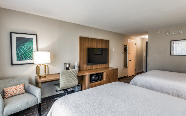 photo 3 of Holiday Inn Dallas Market Ctr Love Field by IHG