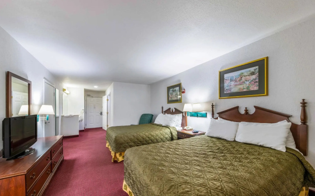 photo 5 of Rodeway Inn Decatur