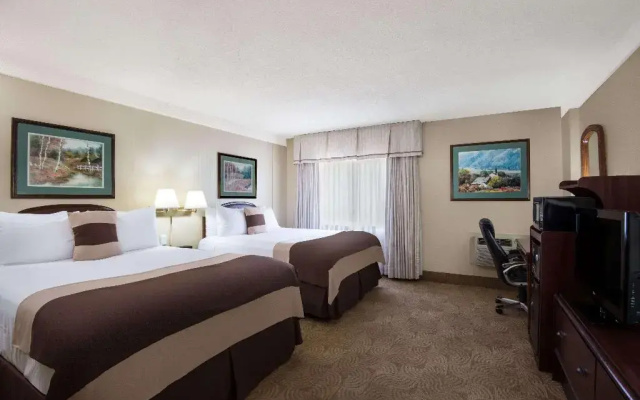 photo 3 of Ramada Denver Downtown