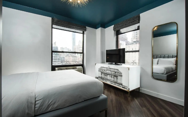 photo 4 of The Hotel @ New York City