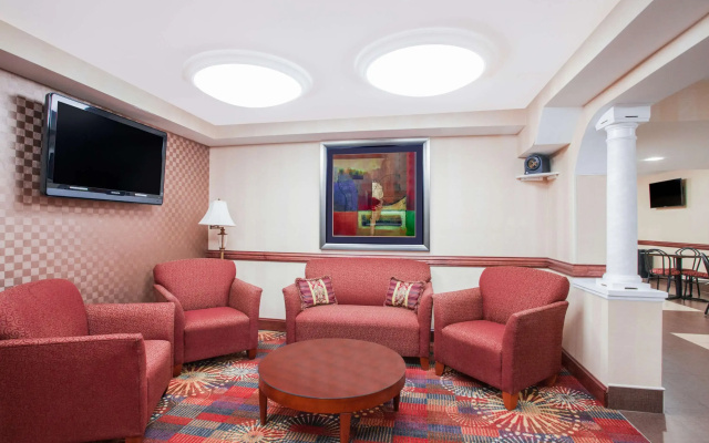 photo 2 of Ramada Hotel & Conference Center by Wyndham Edgewood