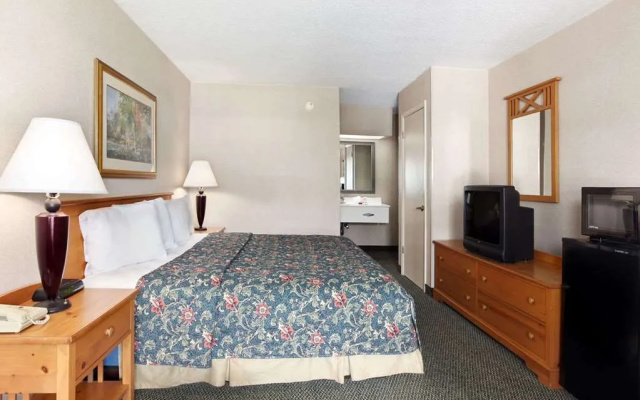 photo 3 of Ramada Florence Center