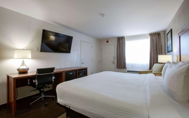 photo 4 of The Hotel Serene Glendale Peoria, Surestay Collection by BW