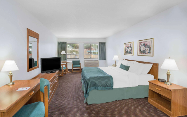 photo 3 of Ramada by Wyndham Hancock Waterfront