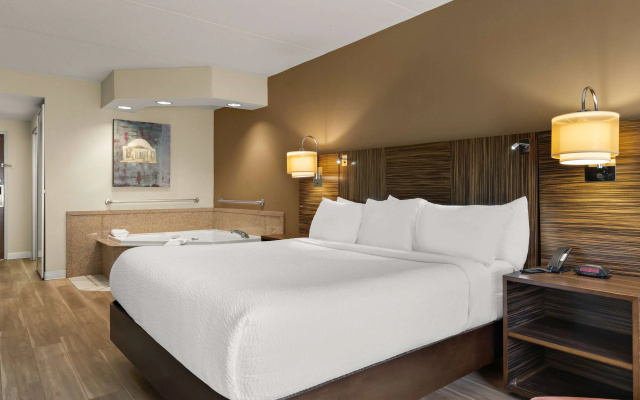 photo 4 of Ramada by Wyndham Harrisburg/Hershey Area