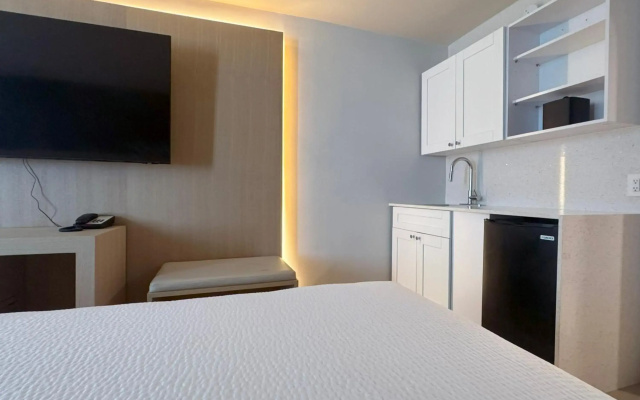 photo 5 of The Harrison Hotel Downtown Hollywood FL, an Ascend Collection Hotel
