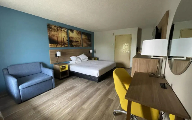 photo 3 of Ramada Hotel And Conference Center York