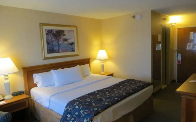 photo 3 of Ramada Indianapolis East