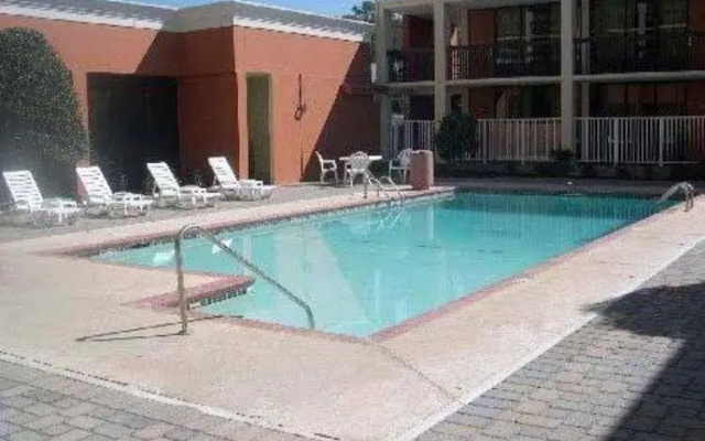 photo 4 of Ramada Inn Atlanta Airport South