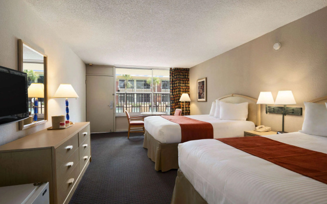 photo 4 of Ramada by Wyndham Kissimmee Gateway