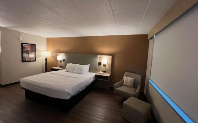 photo 5 of Ramada By Wyndham Lansing Hotel & Conference Center