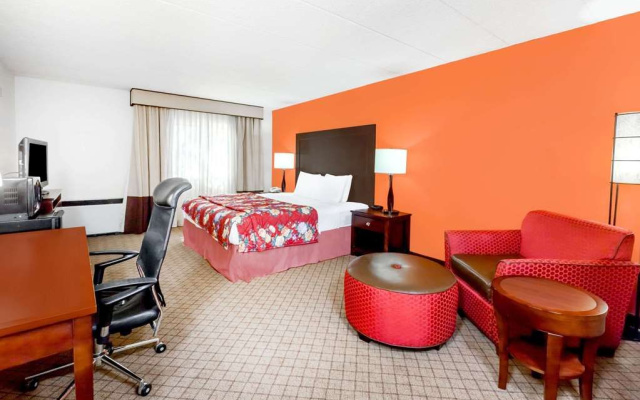 photo 4 of Ramada Lansing Hotel And Conference Center