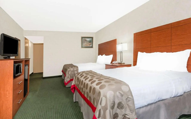 photo 4 of Ramada Hotel & Conference Center by Wyndham Lexington North