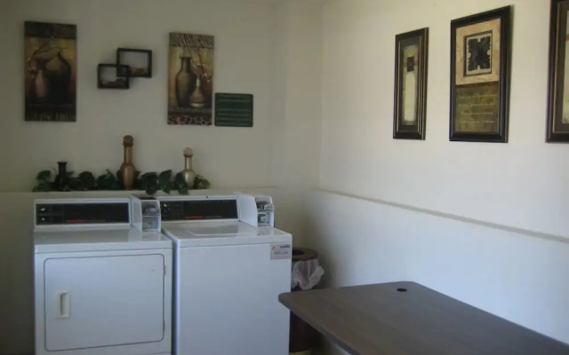 photo 4 of Ramada Limited