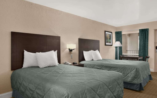 photo 4 of Ramada Limited Clearwater Hotel and Suites