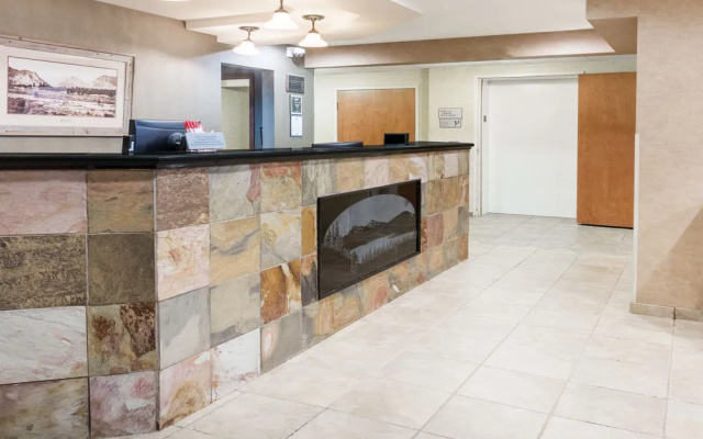 photo 2 of Ramada Limited Frisco