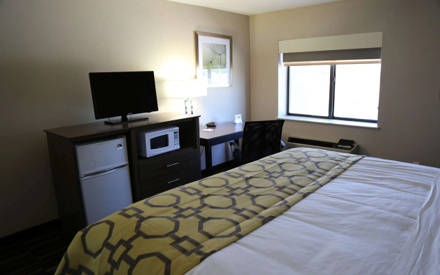 photo 2 of Baymont by Wyndham Plano