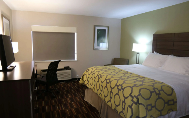 photo 3 of Baymont by Wyndham Plano
