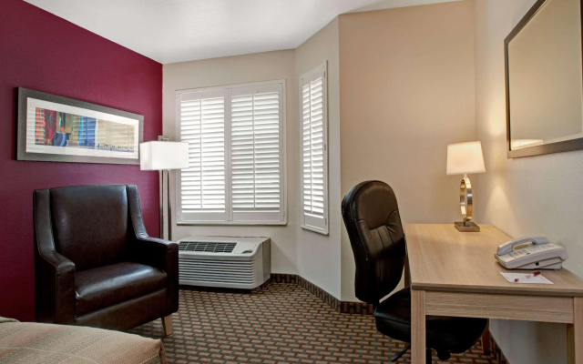 photo 4 of Ramada Limited San Francisco Airport North